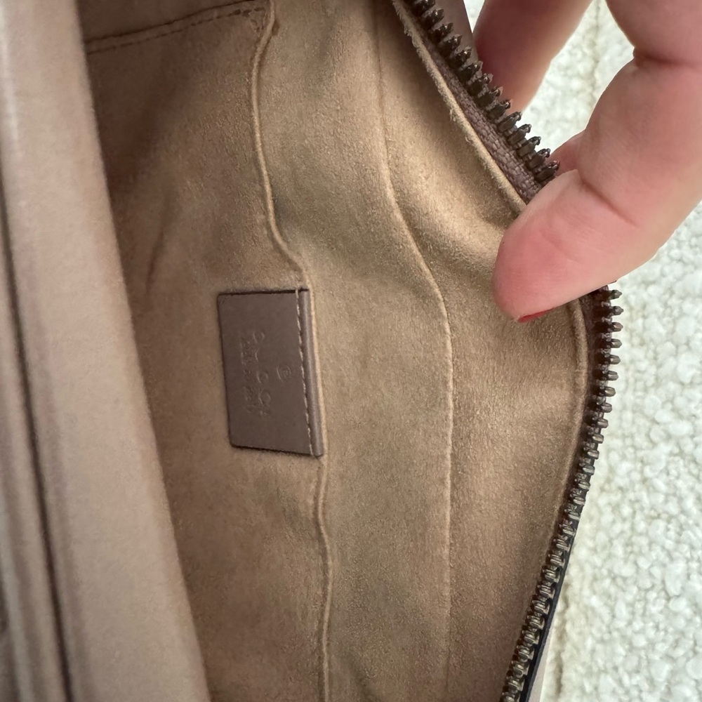 GUCCI MARMONT CAMERA BAG SMALL - Picture 8 of 15
